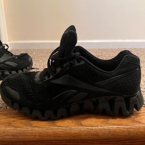 Reebok Zig Tech Running Shoe Triple Black